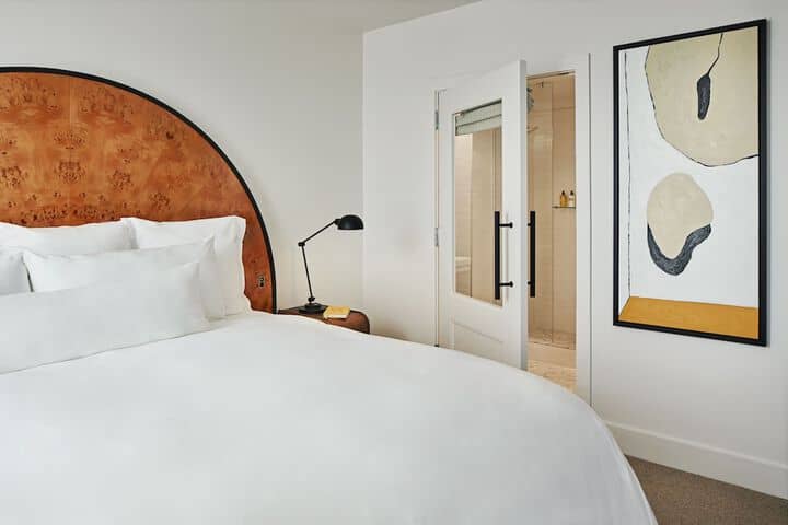 Room 21 of 50